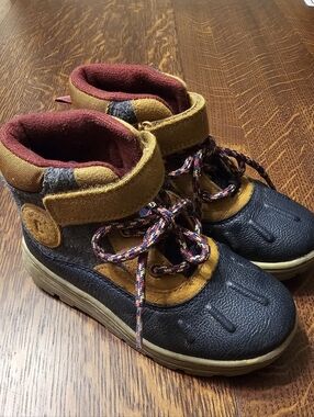 Boys Size 11 Duck Boots